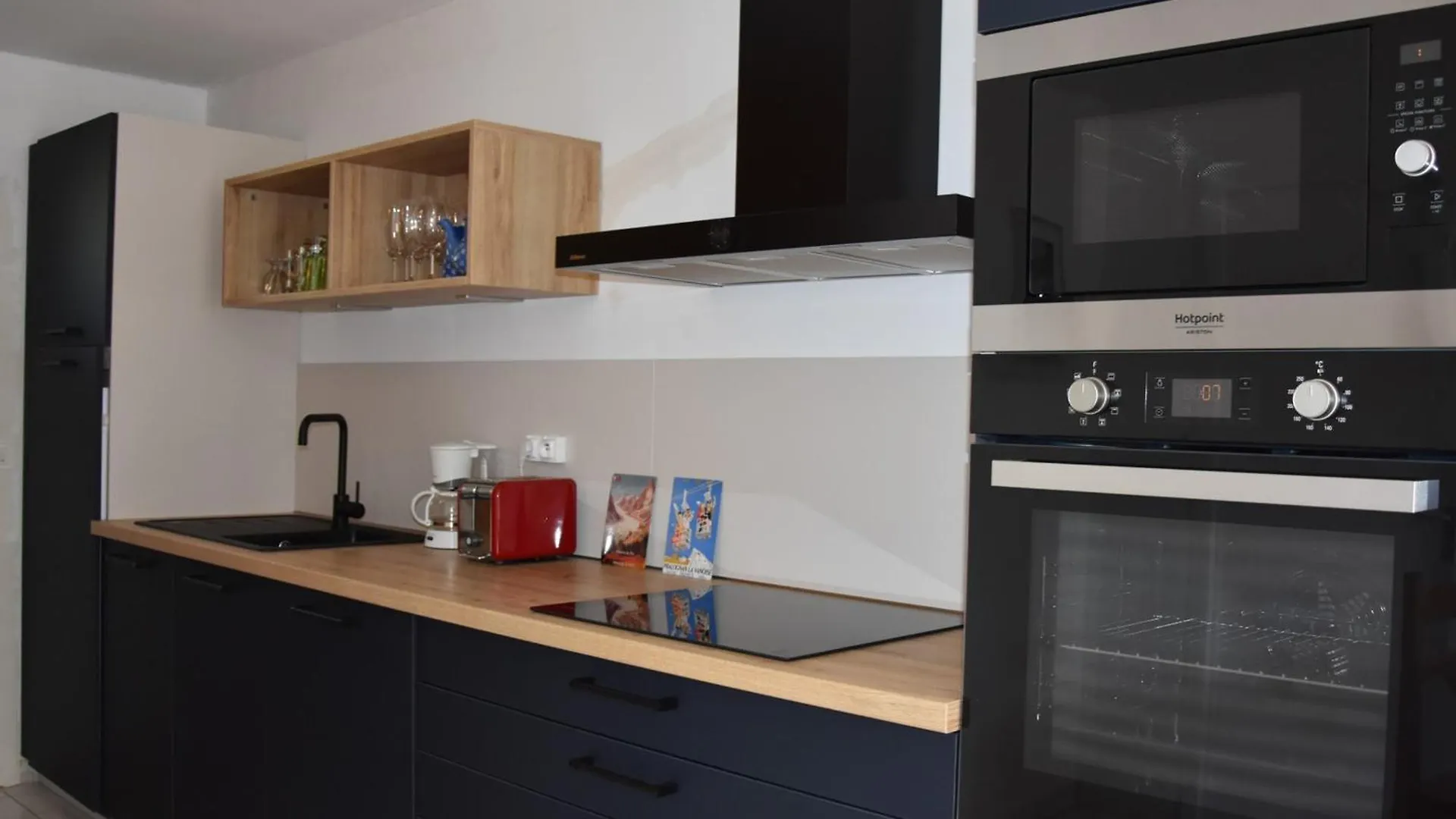 Apartment Beau T3 Renove, Terrasse Sud, Pres Commerces & Telepherique - Fr-1-464-238 Pralognan-la-Vanoise